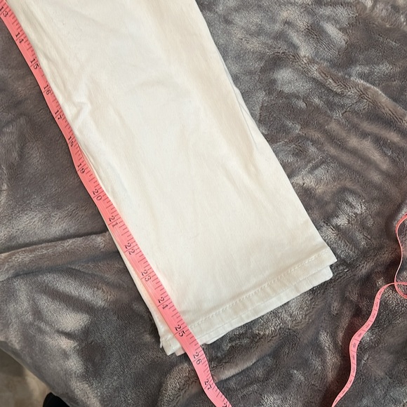 White jeans - Picture 4 of 5